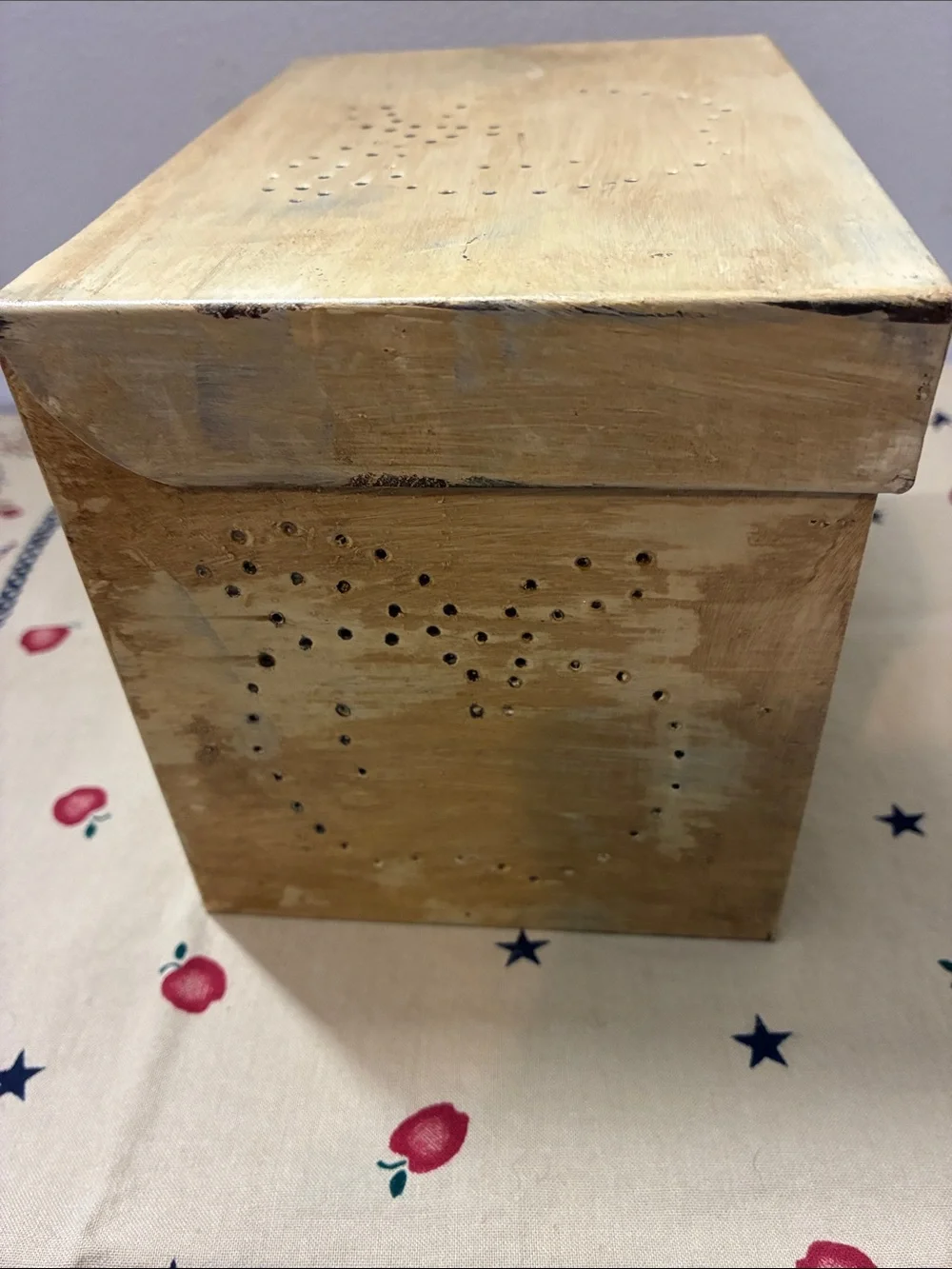 RUSTIC Metal Recipe Card Apple Themed Box with Cream Recipe Cards